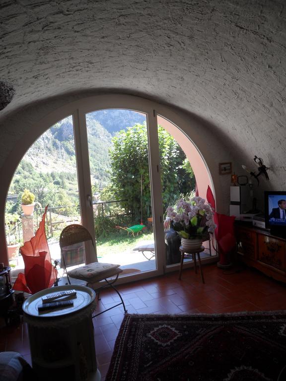 Chambres D'Hotes Casa Sylvana Saint-Dalmas-de-Tende Zewnętrze zdjęcie